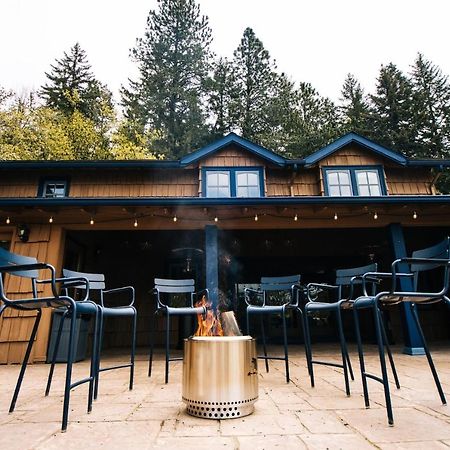 Bed and Breakfast Mount Tom House Harrisburg Екстер'єр фото
