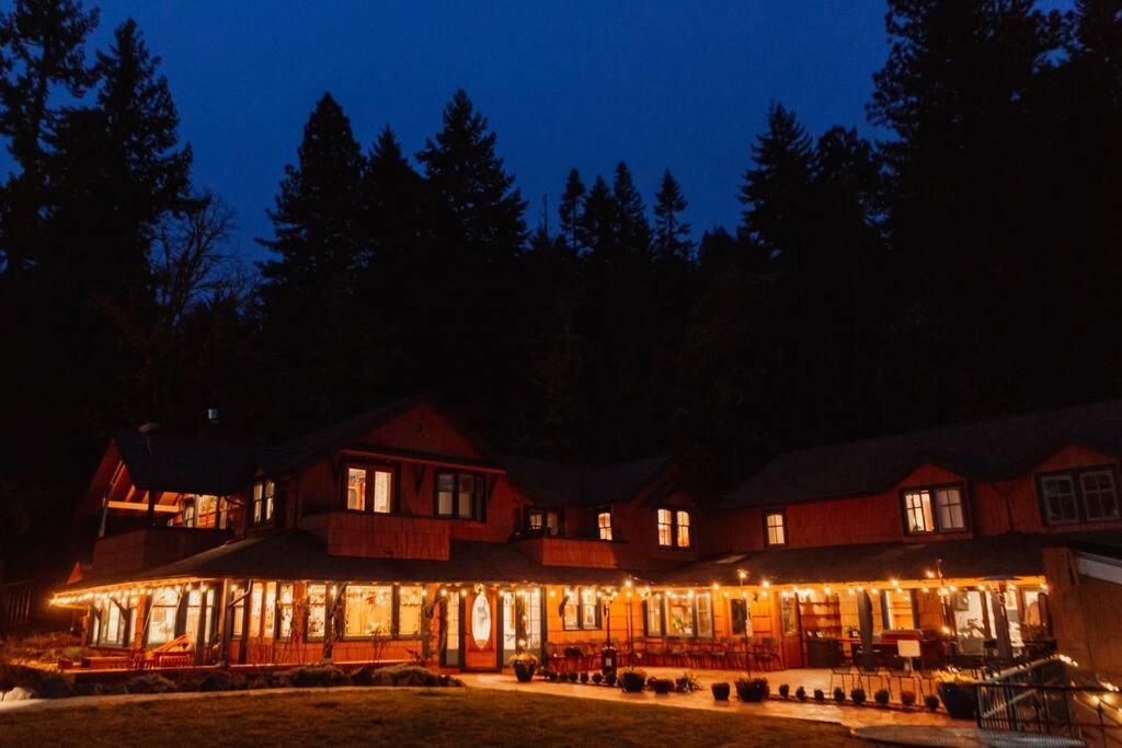 Bed and Breakfast Mount Tom House Harrisburg Екстер'єр фото